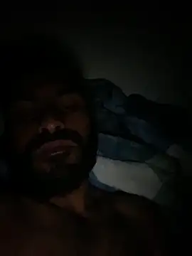 Snapshot of islandvybee55 chatting on 12.06.24 islandvybee55 online show from 12.06.24