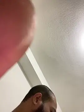 Snapshot of islandvybee55 chatting on 02.09.25 islandvybee55 online show from 02.09.25