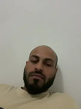 Snapshot of islandvybee55 chatting on 02.23.25 islandvybee55 online show from 02.23.25