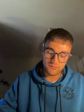 Snapshot of ErPumas126 chatting on 11.05.25 ErPumas126 online show from 11.05.25