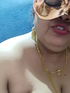 Snapshot of tamilthanushri chatting on 02.23.25 tamilthanushri online show from 02.23.25