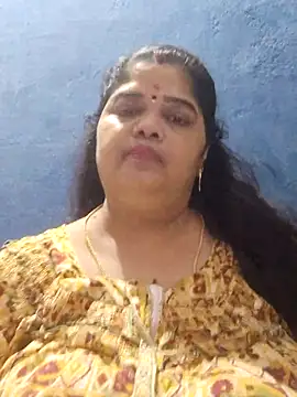 Snapshot of tamilthanushri chatting on 09.16.25 tamilthanushri online show from 09.16.25