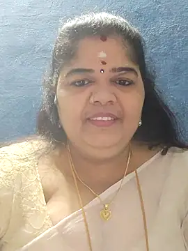 Snapshot of tamilthanushri chatting on 11.17.25 tamilthanushri online show from 11.17.25