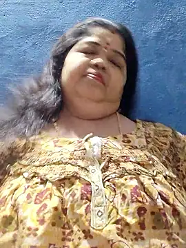 Snapshot of tamilthanushri chatting on 01.09.26 tamilthanushri online show from 01.09.26