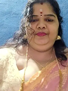 Snapshot of tamilthanushri chatting on 01.18.26 tamilthanushri online show from 01.18.26