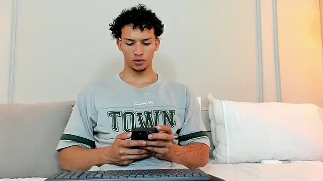 Snapshot of Dominick_star chatting on 12.20.24 Dominick star online show from 12.20.24