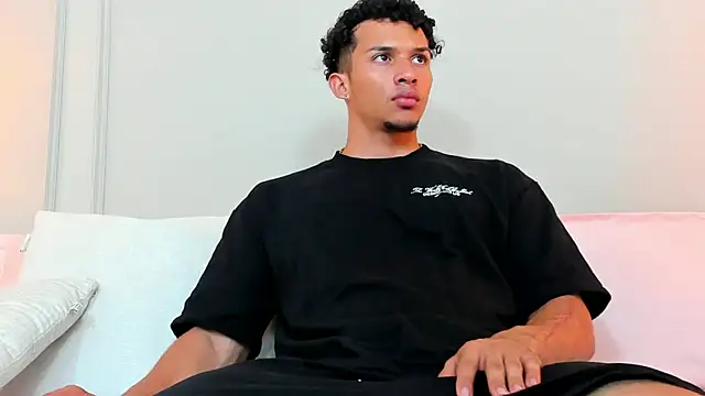 Snapshot of Dominick_star chatting on 01.15.25 Dominick star online show from 01.15.25