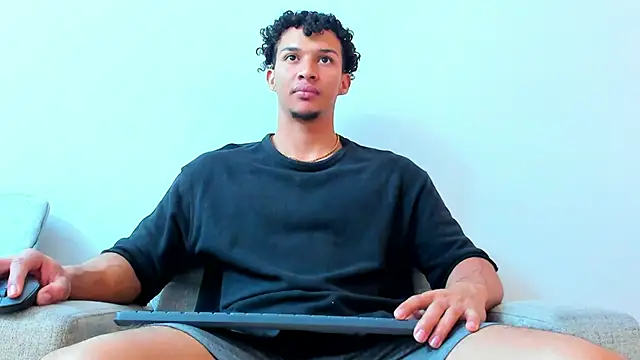 Snapshot of Dominick_star chatting on 01.19.25 Dominick star online show from 01.19.25