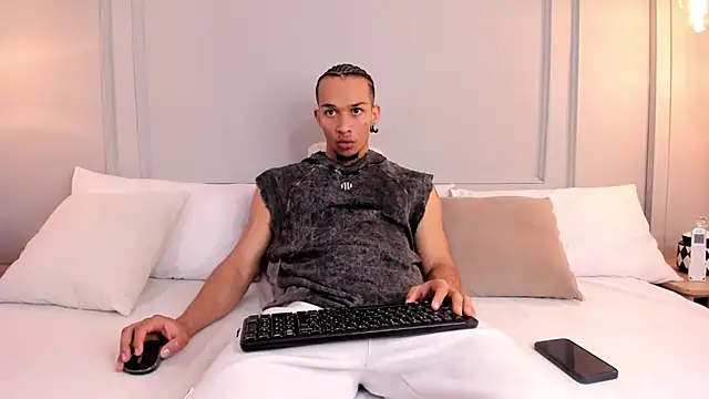 Snapshot of Dominick_star chatting on 11.12.25 Dominick star online show from 11.12.25