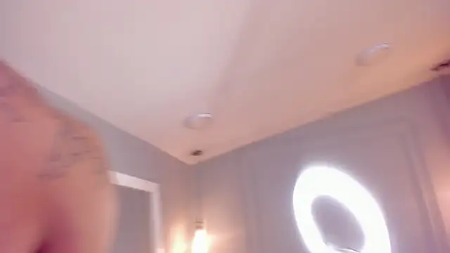 Snapshot of Dominick_star chatting on 12.23.25 Dominick star online show from 12.23.25