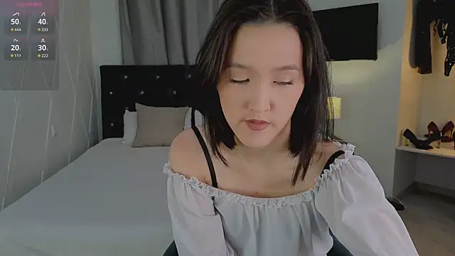 CarrieAmber online show from 03.19.26