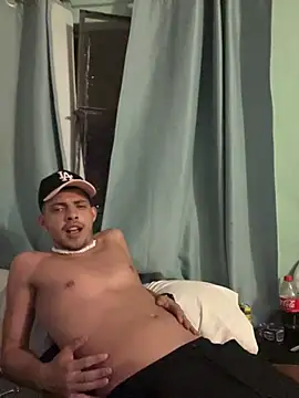 Snapshot of canochvz chatting on 03.23.25 canochvz online show from 03.23.25