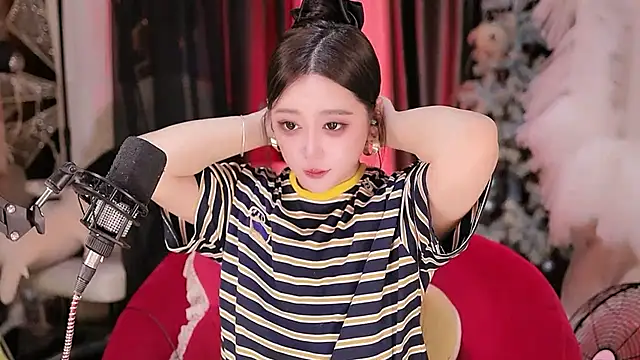 Missy Nana21 online show from 07.24.26