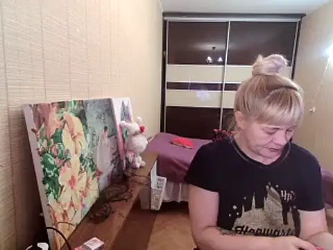 Lia Laguna77 online show from 02.19.25