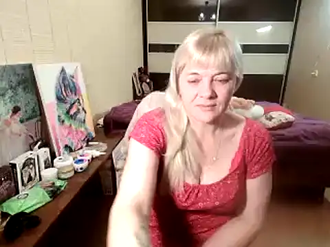 Lia Laguna77 online show from 11.18.25