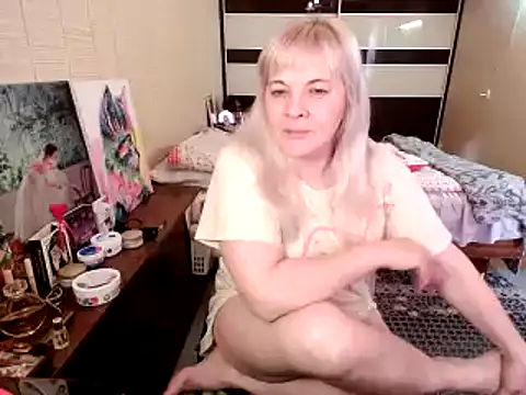 Lia Laguna77 online show from 05.18.26