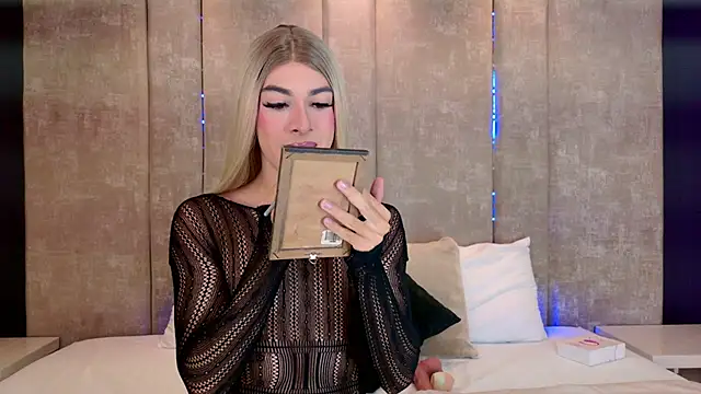 MaxiRogers online show from 11.17.25