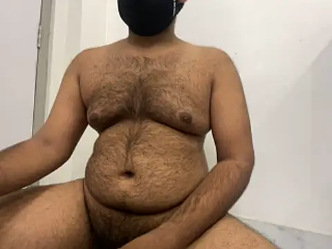 Snapshot of Smollie chatting on 12.31.24 Smollie online show from 12.31.24