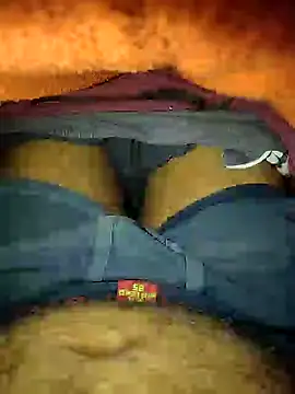 Snapshot of Smollie chatting on 01.10.25 Smollie online show from 01.10.25