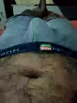 Snapshot of Smollie chatting on 02.27.25 Smollie online show from 02.27.25