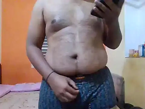 Snapshot of LundChodumera chatting on 12.16.24 LundChodumera online show from 12.16.24