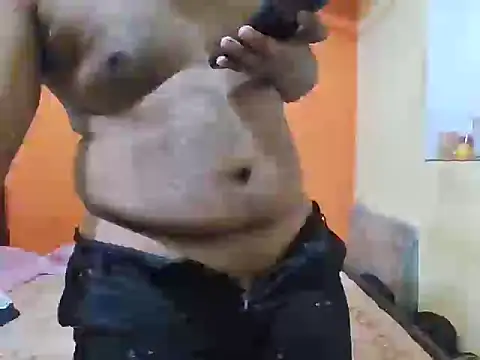 Snapshot of LundChodumera chatting on 12.18.24 LundChodumera online show from 12.18.24