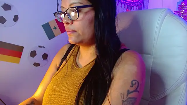 Snapshot of violletha chatting on 07.02.26 violletha online show from 07.02.26