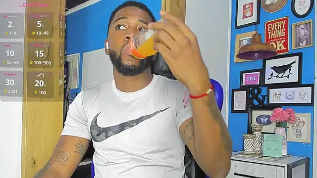 Drake Nassir4 online show from 10.21.25