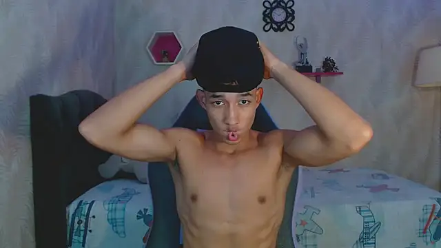 Snapshot of jose_sexycumm chatting on 03.08.25 jose sexycumm online show from 03.08.25
