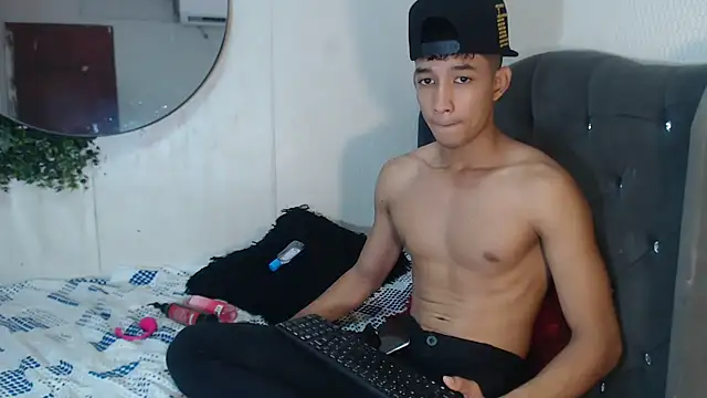 Snapshot of jose_sexycumm chatting on 03.13.25 jose sexycumm online show from 03.13.25
