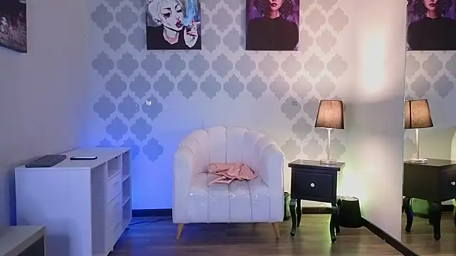 GabyPetit online show from 07.17.26