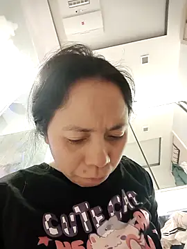 Snapshot of doggiepossession chatting on 02.10.26 doggiepossession online show from 02.10.26