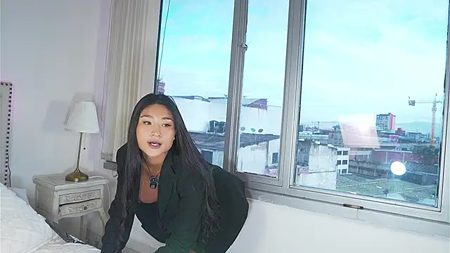 Megan Lim online show from 02.02.26