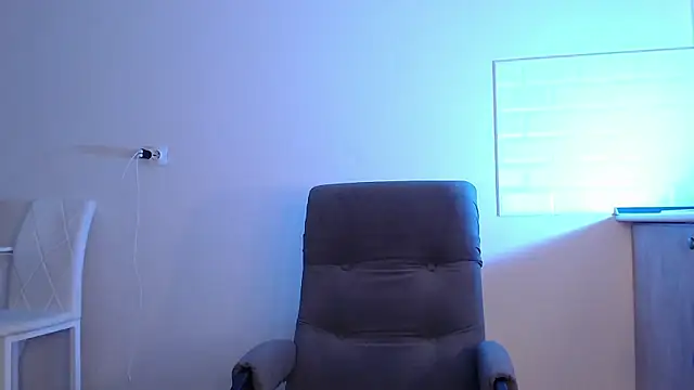 Eva Hailey  online show from 07.19.26
