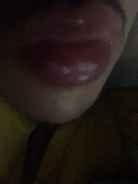 Snapshot of favormaker chatting on 02.13.25 favormaker online show from 02.13.25