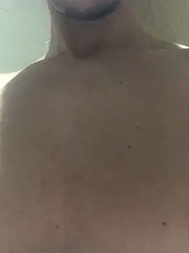 Snapshot of favormaker chatting on 02.19.25 favormaker online show from 02.19.25