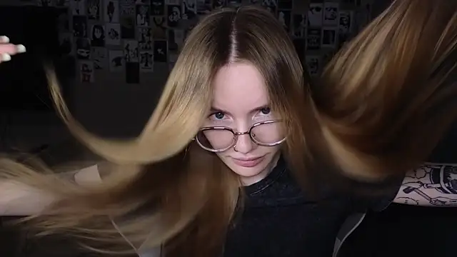 littlevildevil online show from 06.14.26