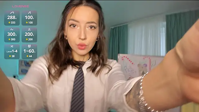 Oh My Dianee online show from 12.26.24