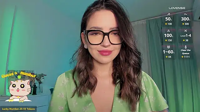 Snapshot of Oh_My_Dianee chatting on 01.14.26 Oh My Dianee online show from 01.14.26