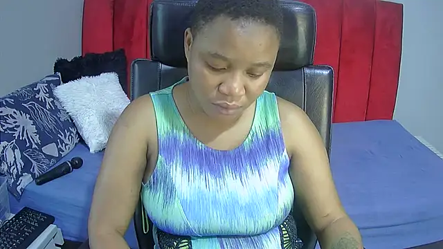 teressax online show from 04.21.26