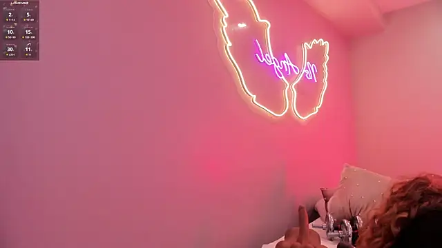 Snapshot of Ninna_monroe_ chatting on 10.07.25 Ninna monroe online show from 10.07.25