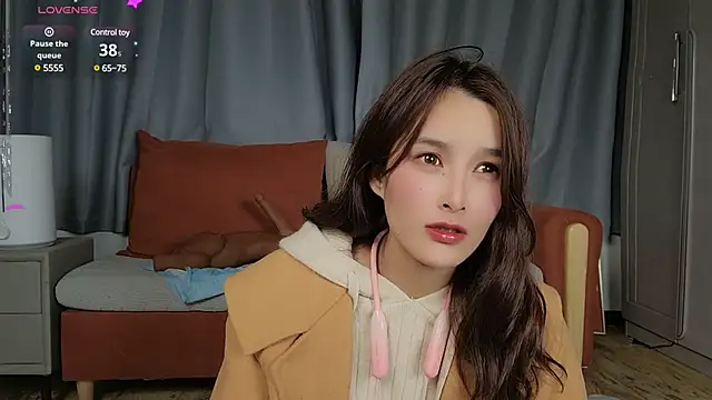 Youth3  online show from 01.14.25