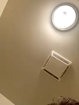 Tonybaloney1972 online show from 12.04.25