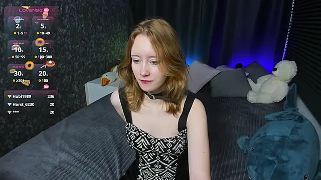 Snapshot of MonicaPerryy chatting on 02.13.25 MonicaPerryy online show from 02.13.25