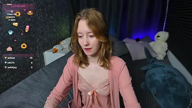 Snapshot of MonicaPerryy chatting on 02.15.25 MonicaPerryy online show from 02.15.25