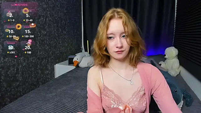 Snapshot of MonicaPerryy chatting on 03.21.25 MonicaPerryy online show from 03.21.25
