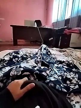 Snapshot of indian___fucker chatting on 09.29.25 indian fucker online show from 09.29.25