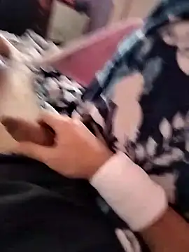 Snapshot of indian___fucker chatting on 10.07.25 indian fucker online show from 10.07.25