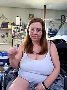 MsShelby40 online show from 12.17.24