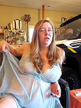 MsShelby40 online show from 10.05.25